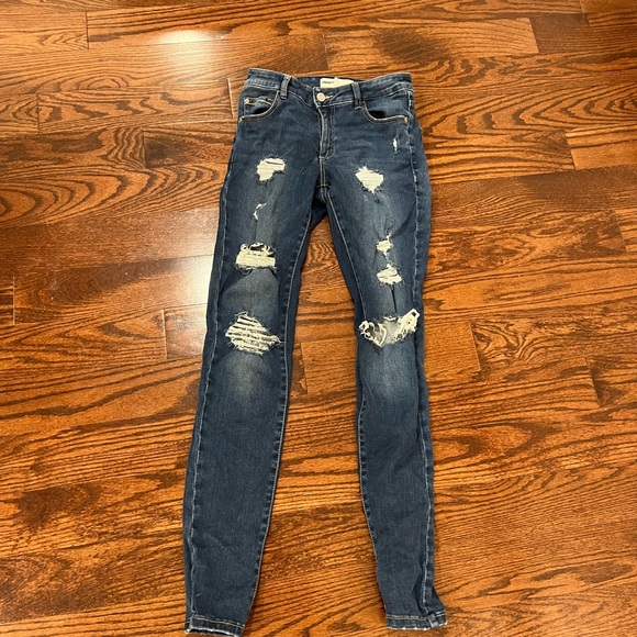 Distressed Garage jeans in dark blue wash - Picture 2 of 3